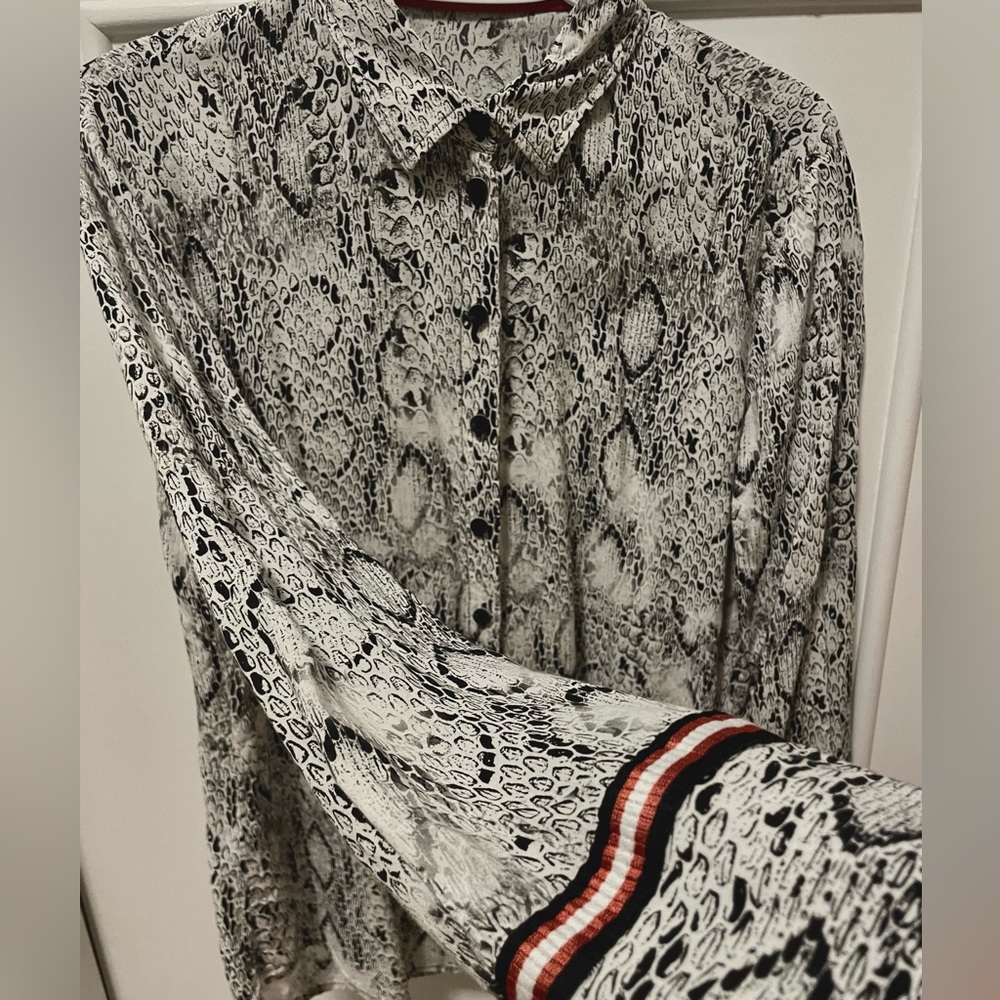 JUST WHITE brand, button down blouse